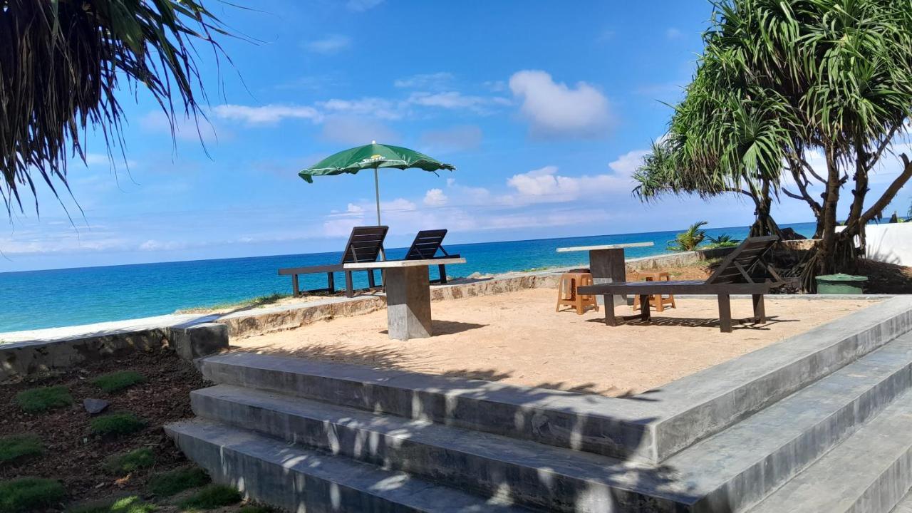 Sevenra Grand Beach Hotel أمبالانغودا المظهر الخارجي الصورة