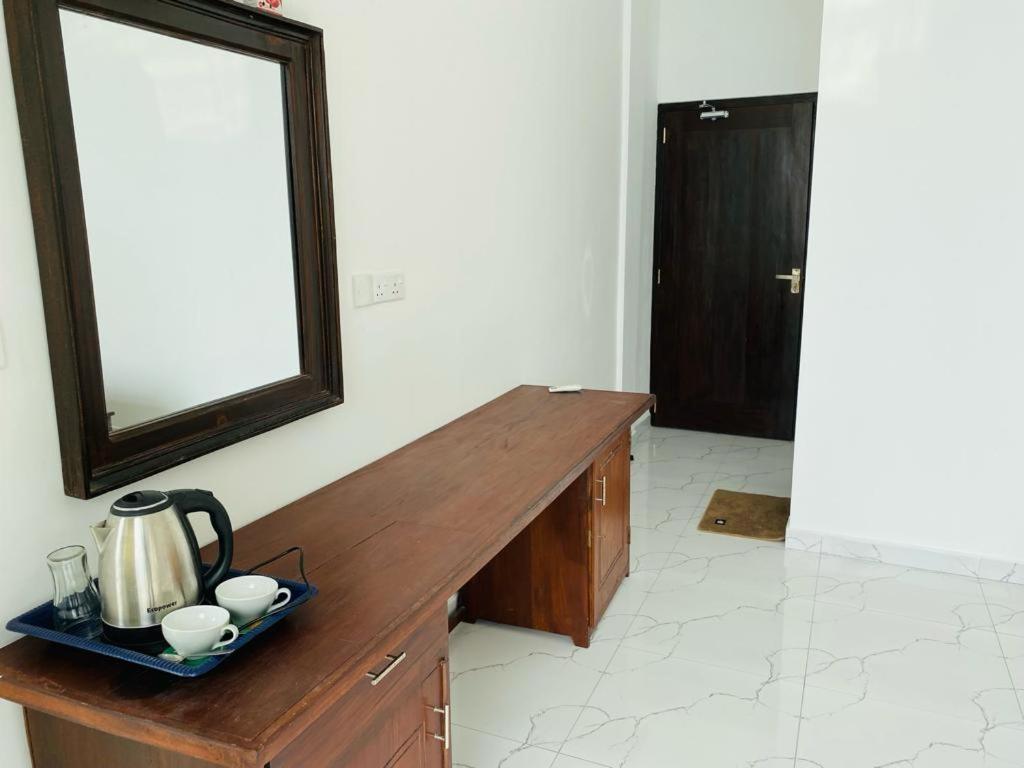 Sevenra Grand Beach Hotel أمبالانغودا المظهر الخارجي الصورة